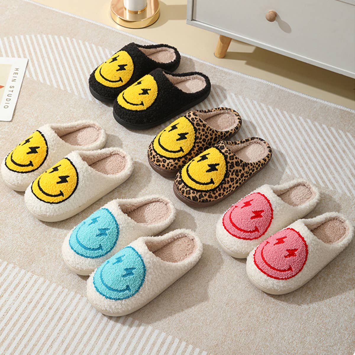 THUNDER EYE SMILING FACE LEOPARD PLUSH SLIPPERS_CWSHS0264