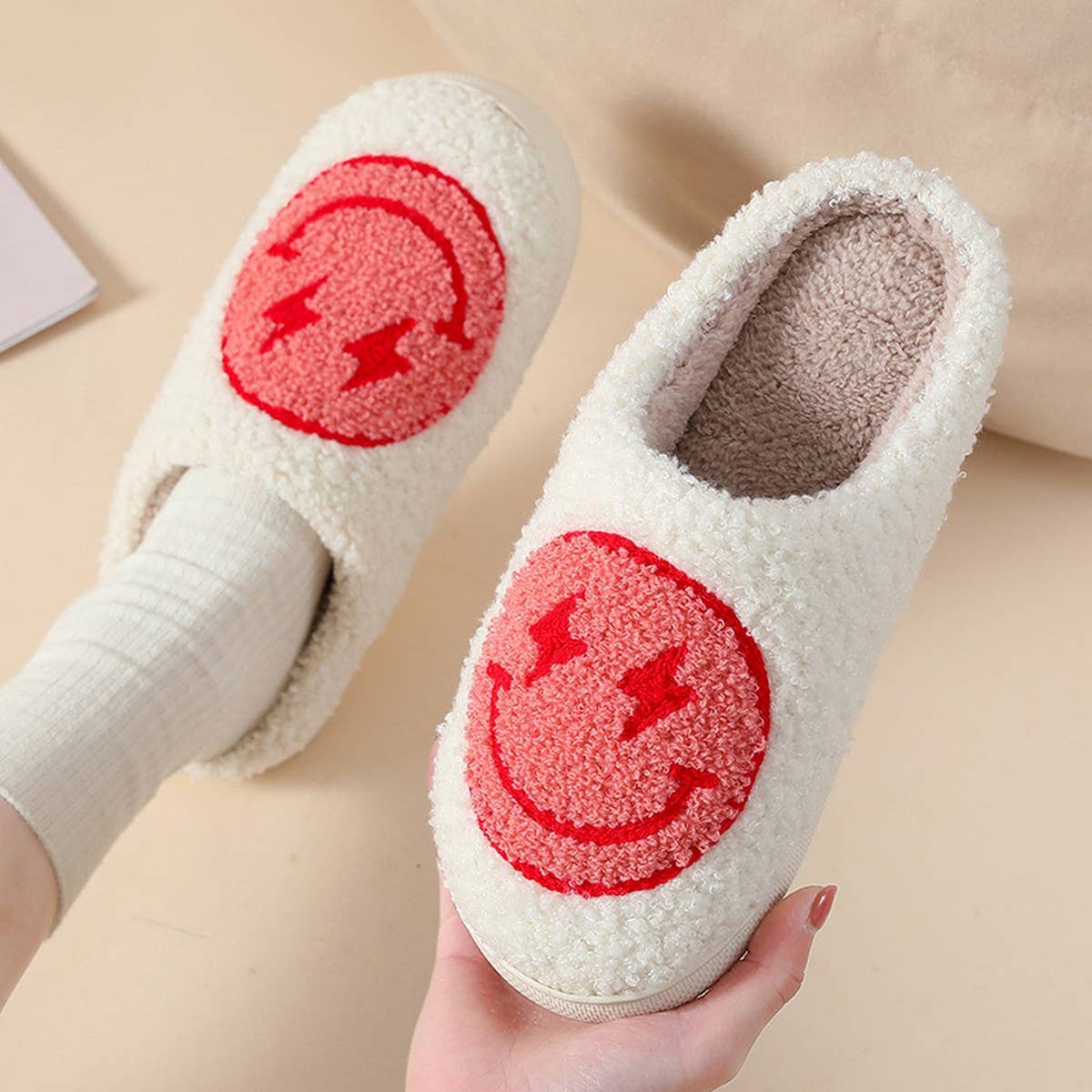 THUNDER EYE SMILING FACE LEOPARD PLUSH SLIPPERS_CWSHS0264